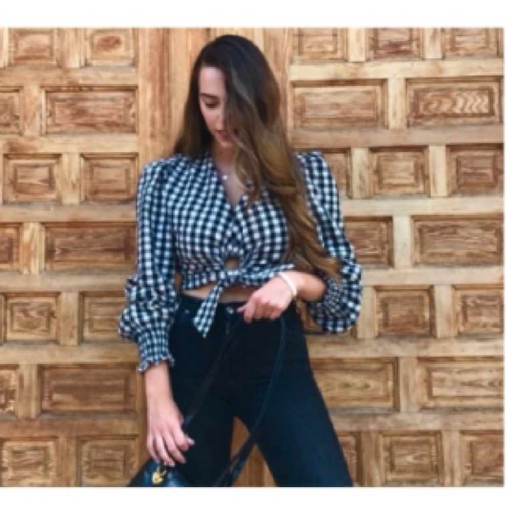 ▪️NWT Zara GINGHAM TIE FRONT LONGSLEEVE Crop-top